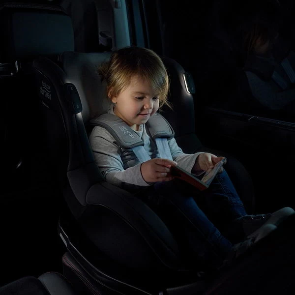 Britax Römer Dualfix ISense Autositz Golden Cognac 3 Monate-4 Jahre – Bild 4